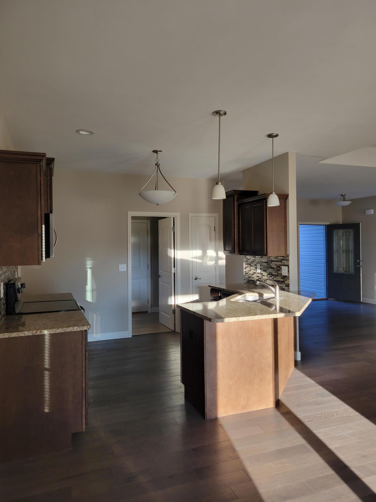 Building Photo - 2616 Fieldstone Dr