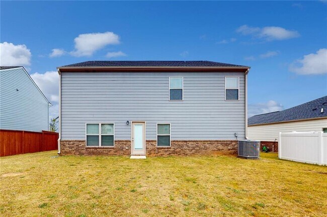 Building Photo - 2327 Burnett Ln