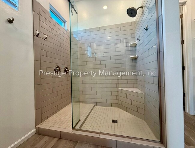 Building Photo - 10848 W Yates Ln