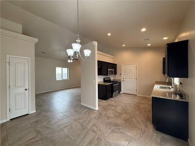 Building Photo - 3298 E Coarra Dr