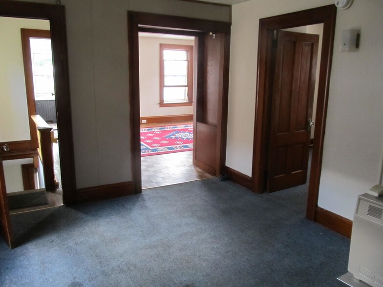 central living room - 132 N Winooski Ave