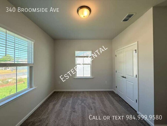 Building Photo - 340 Broomside Ave