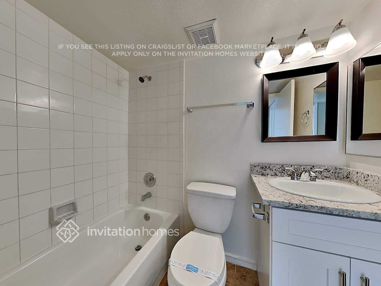 Building Photo - 441 S Maple