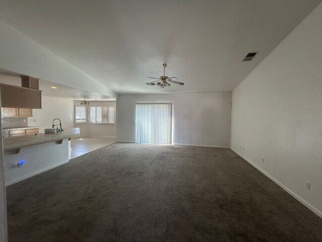 Building Photo - 2454 Ranier Way