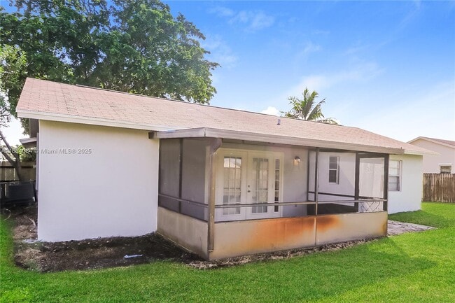 Building Photo - 1105 Sonata Way