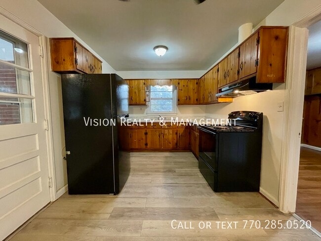 Building Photo - 6328 Oakview Ln