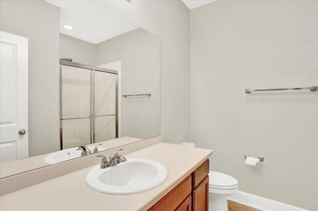 Building Photo - 7576 Oasis Dr