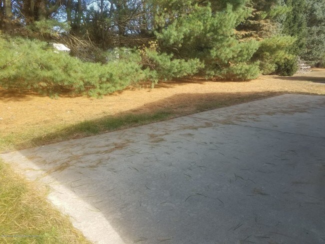 Building Photo - 229 Torrey Pines Dr