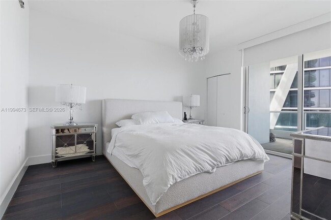 Building Photo - 900 Biscayne Blvd