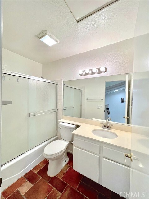 Building Photo - 809 Creekside Dr