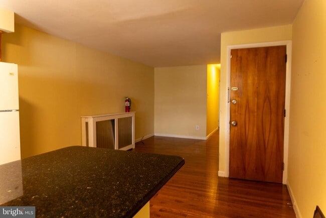 Building Photo - 1622 E Passyunk Ave