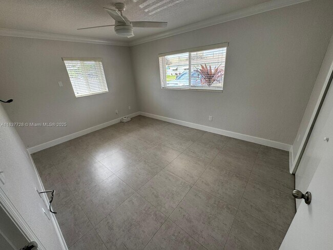 Building Photo - 2405 SW 129th Ct