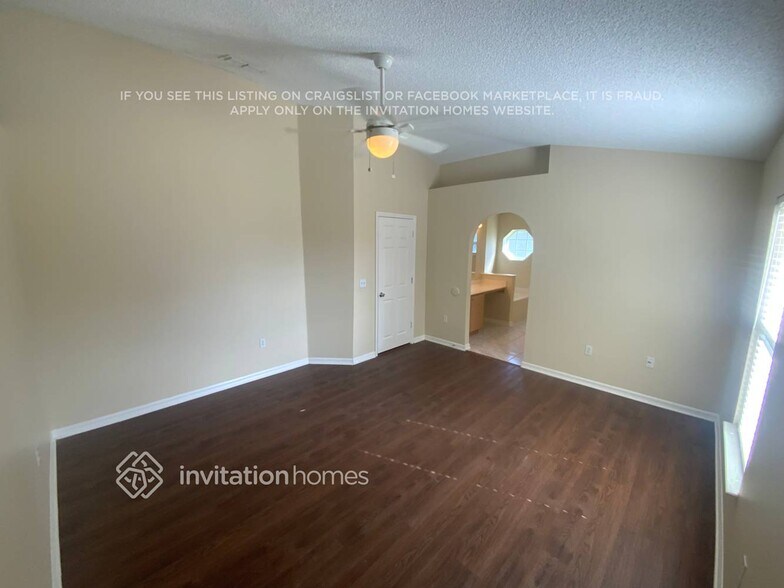 Building Photo - 3121 Turret Dr