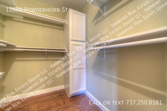 Building Photo - 12800 Powderhorn St