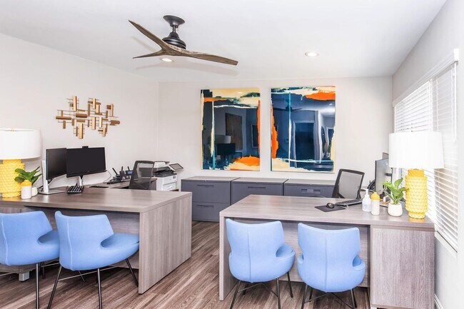 Building Photo - Buena La Vista Apartment Homes