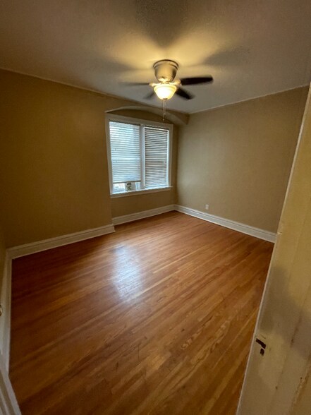 Building Photo - 7555 Byron Pl