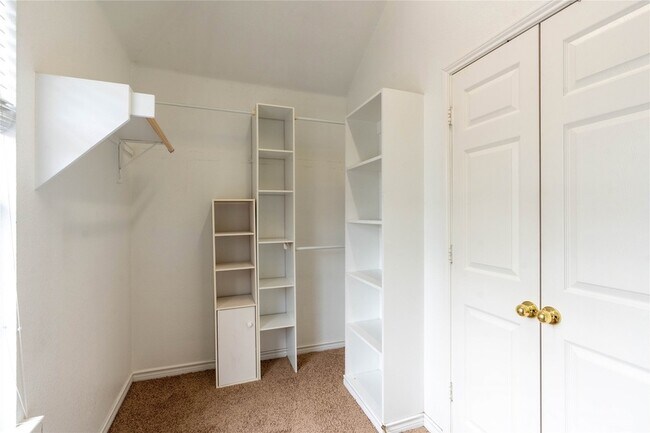 Building Photo - 4500 Carmel Mountain Dr