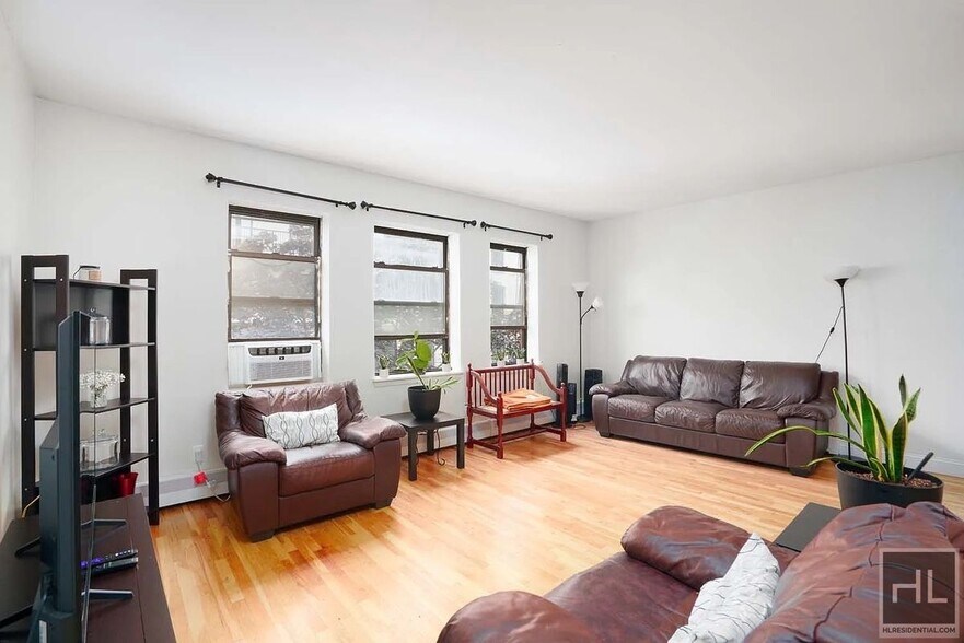 Building Photo - VERONICA PLACE