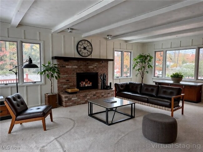 Building Photo - 8896 Spring Valley Dr