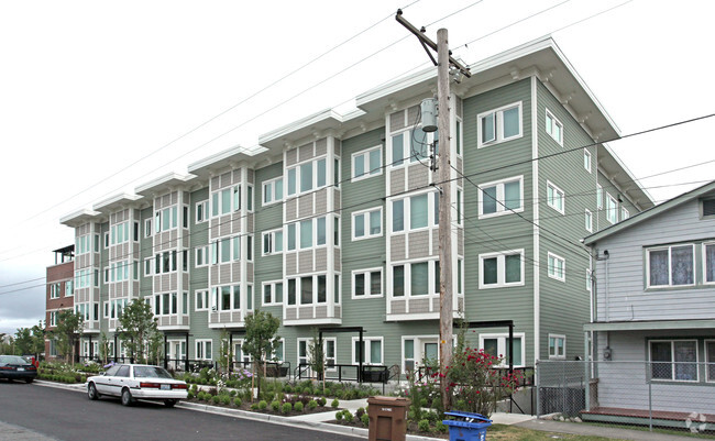 Building Photo - New Tacoma Apartments