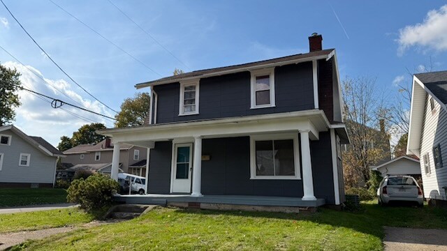 Building Photo - 1153 Roslyn Ave SW