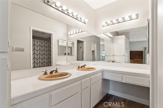 Building Photo - 24411 Lantern Hill Dr