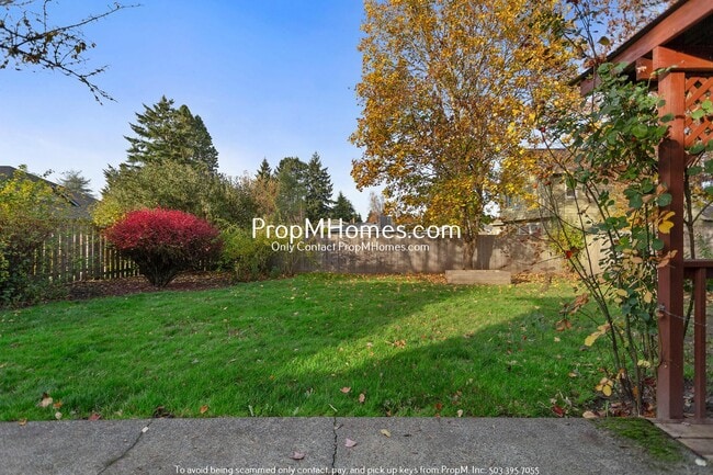 Building Photo - Charming 3-Bedroom, 2.5-Bath Home in Aloha