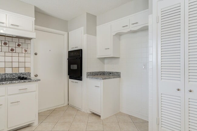 Building Photo - 4916 46th St