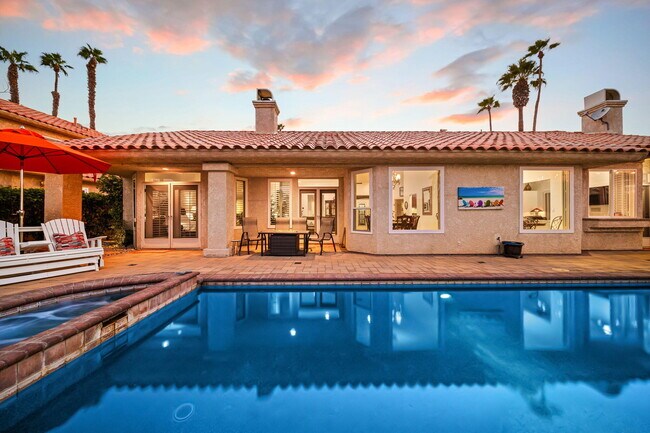 Building Photo - 370 Cypress Point Dr