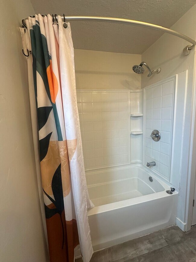 Building Photo - GORGEOUS West Valley Home!!!