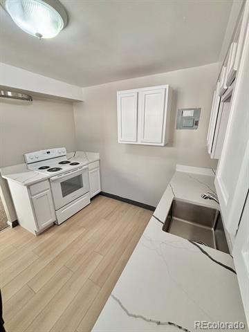 Building Photo - 2347 S Race St