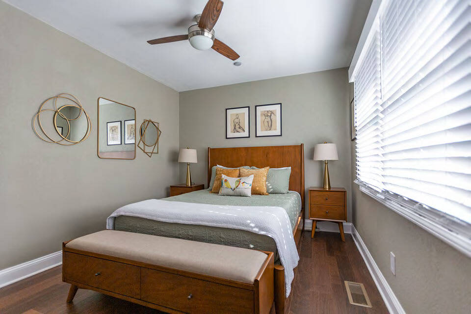 Building Photo - 3000 Golden Rd