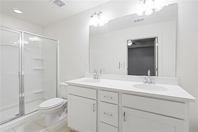 Building Photo - 5820 Calle Vis Dr