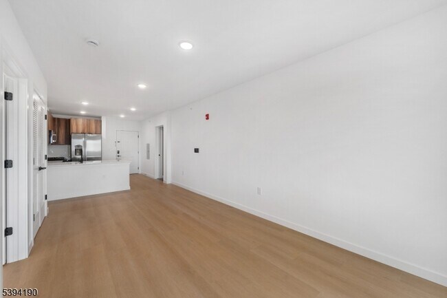 Building Photo - 768 Bergen St