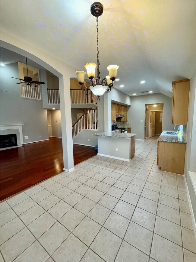 Building Photo - 16507 Shady Canyon Ct