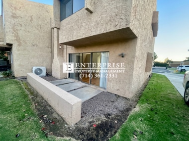 Building Photo - 3 BR Townhome in Yorba Linda Knolls | Upgraded & Move-In Ready