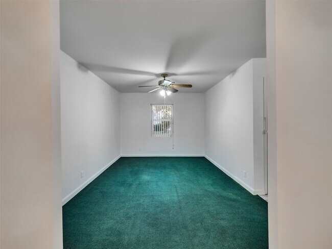 Building Photo - 15443 W Willowwind Cir