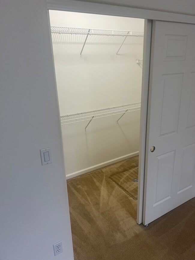 Building Photo - Toscana 55 year plus Gated Community is Sp...