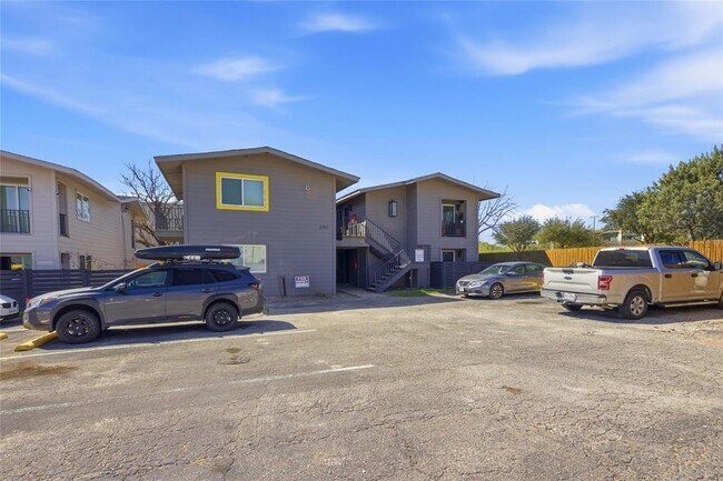 Building Photo - 2705 Windswept Cove