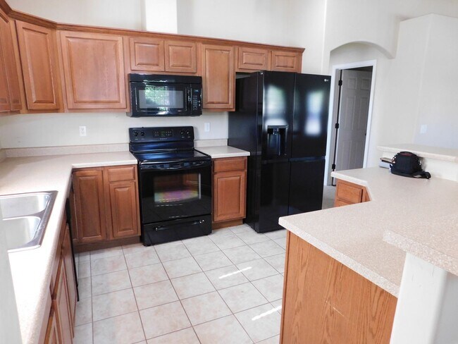 Building Photo - Ranch in Fruita