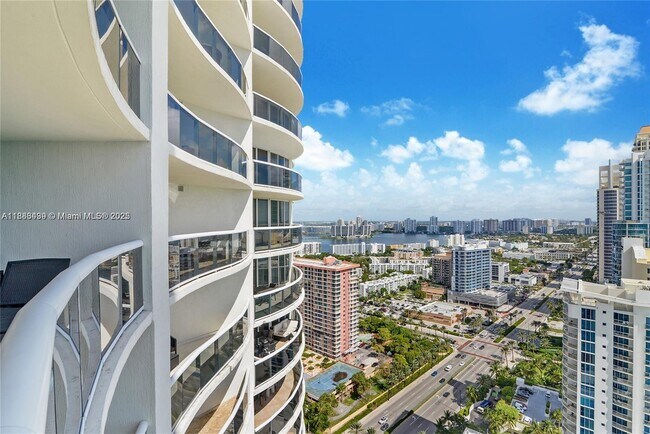 Building Photo - 17201 Collins Ave