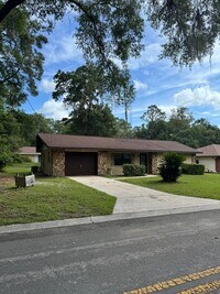 Building Photo - 6051 E Dell Ln