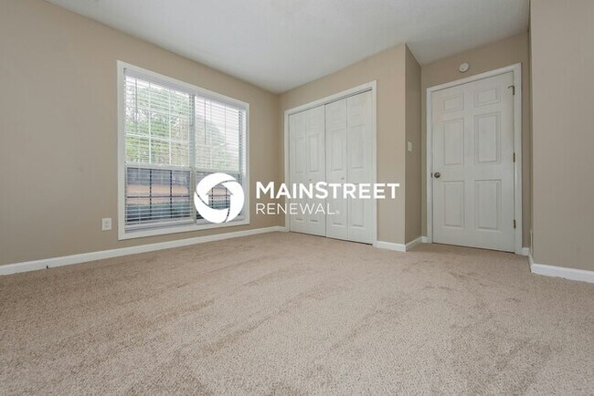 Building Photo - 5 Bedroom Pet-Friendly Home in McDonough, GA with Main Street Renewal
