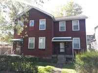 Building Photo - 216 Penn St