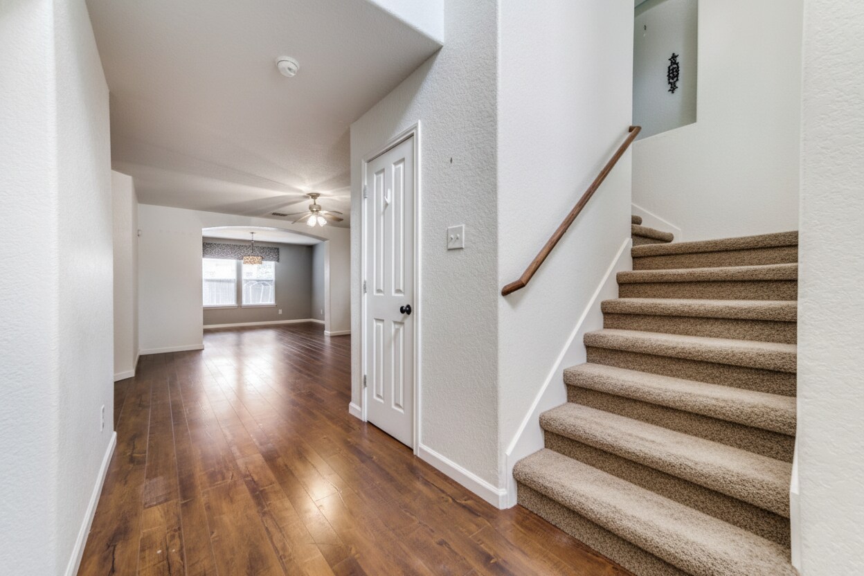 Building Photo - 10811 Marot Fld