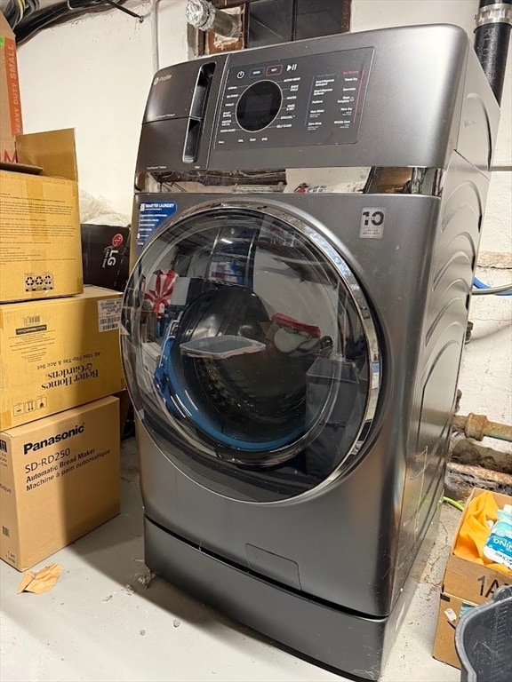 Building Photo - 48 Watson Rd