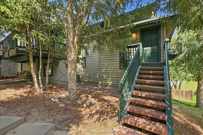 Building Photo - 28248 Harebell Ln