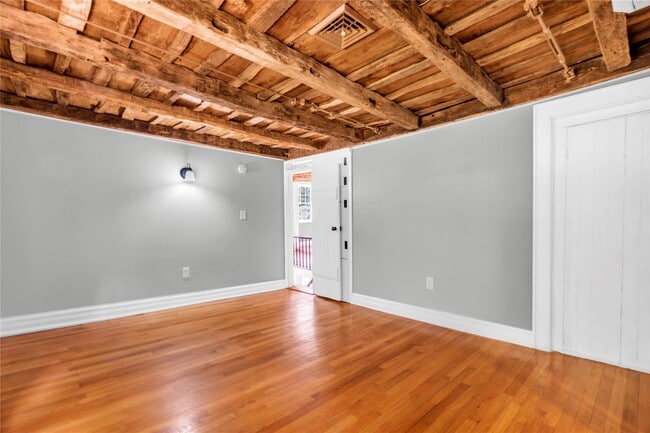 Building Photo - 115 Turk Hill Rd