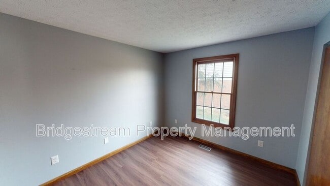 Building Photo - 1632 Tamworth Cir