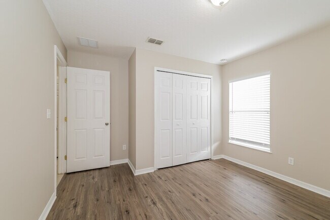 Building Photo - 3131 Linton Rd